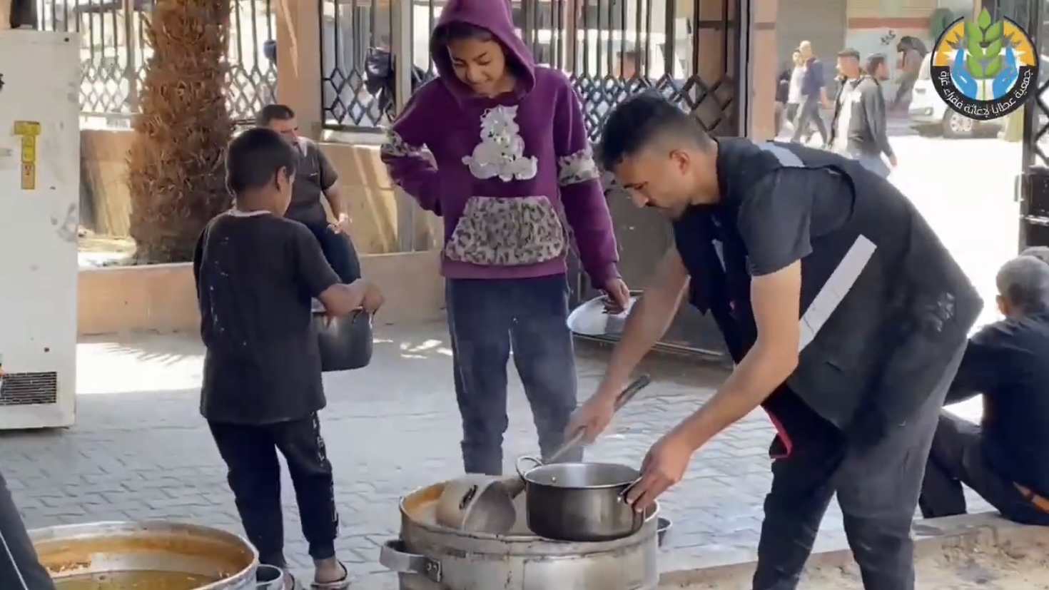 استئناف عمل مطبخ "عطايا الخيري" بدعم كريم من مدينة ليون الفرنسية