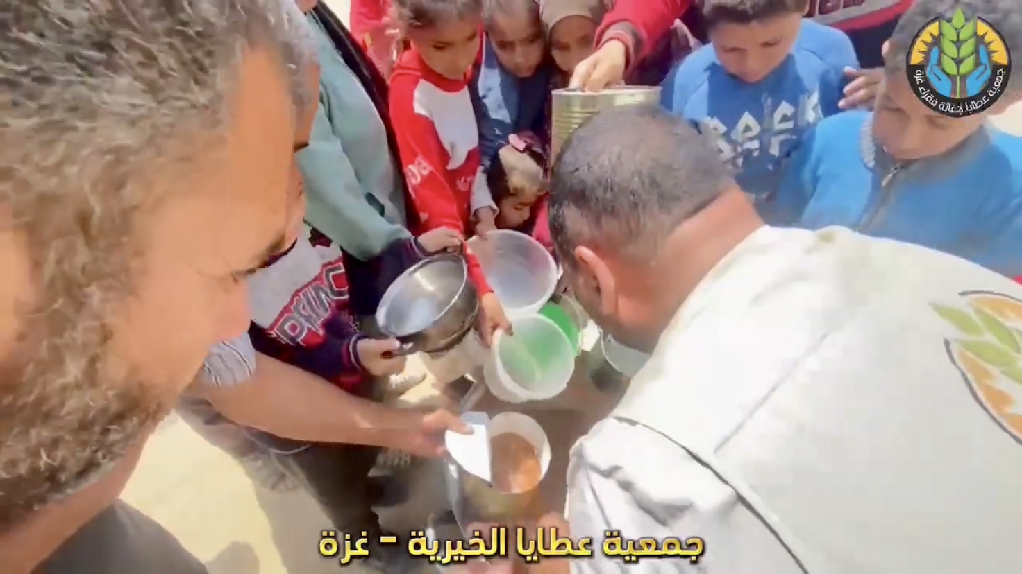 نزرع الأمل ونرسم البسمة – توزيع وجبات غذائية على النازحين