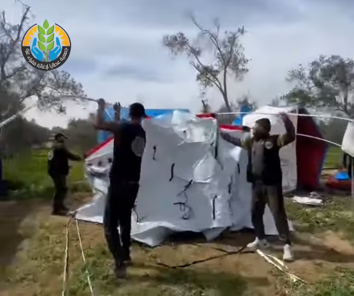 Soykırım savaşında yuvasını kaybeden bir aileye barınma çadırı sağlanması