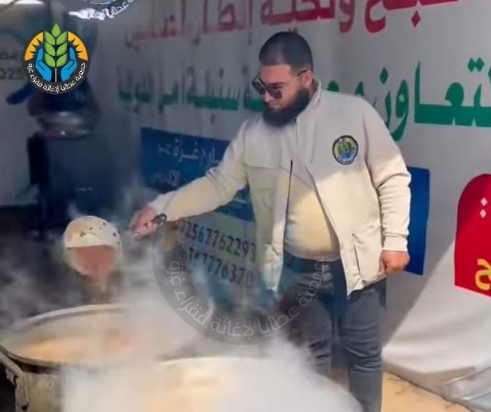 دعمٌ لصمود العائدين،، إفطار صائم في بيوت رفح المدمّرة..