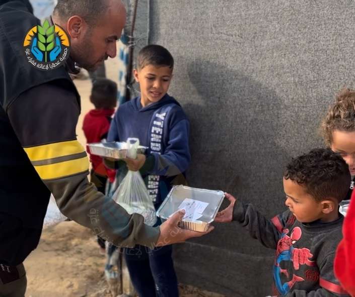 إفطارك علينا: دعمٌ للصائمين النازحين في ظل الجوع