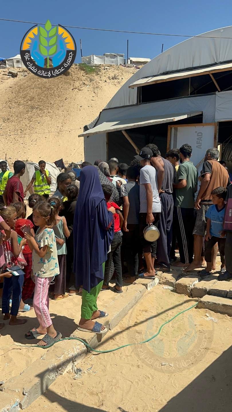 عطايا تصنع الطعام وتواجه المجاعة في غزة