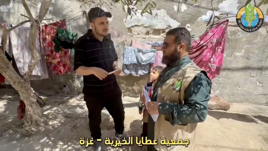 توزيع زكاة المال على النازحين دعماً وتخفيفاً للمعاناة