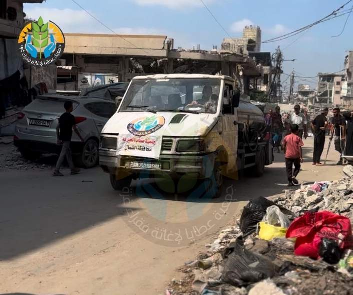 قطرة ماء تُحيي الأمل في زمن العطش